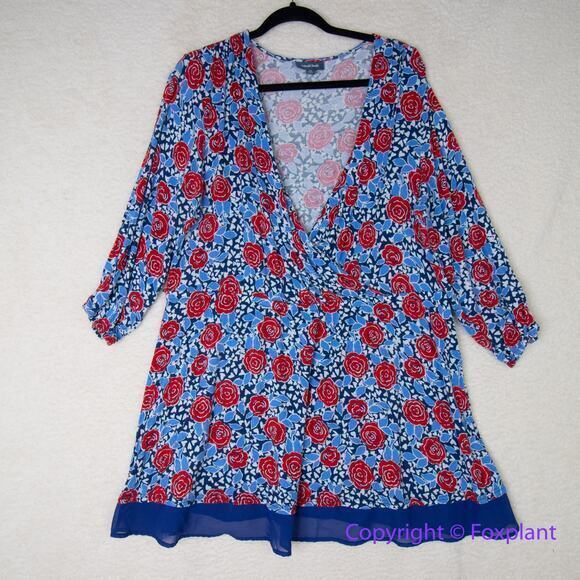ModCloth rose print Outgoing Guidance Surplice Top, size 2X - Picture 3 of 16